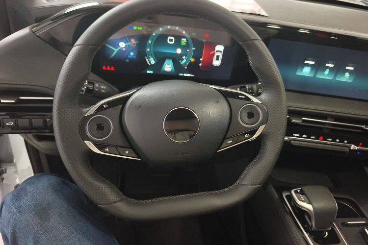 Used Dongfeng Aeolus Huge 2024 Mach Power 1.5T Premium Model