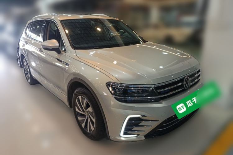 Used Volkswagen Tiguan L New Energy 2021 430 PHEV Plug-in Hybrid Flagship Edition Front Right 45 Deg