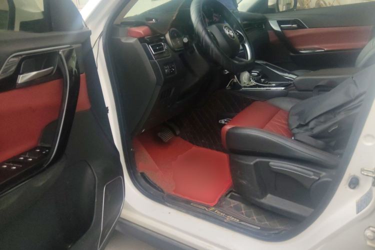 Used FORTHING T5L 2019 1.5T CVT Luxury 7-Seater
