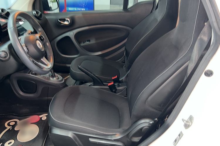 Used smart fortwo 2018 1.0L 52kW Hardtop Passion Edition China V Standard
