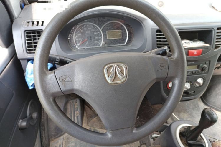 Used BAIC Weiwang 306 2014 1.2L Value Edition Van Comfort Type 5 Seats A12 China IV Emission Standard
