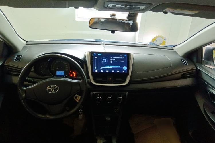 Used Toyota YARiS L Zhi Xuan 2021 X-Trail 1.5L CVT Leading Edition Center Console