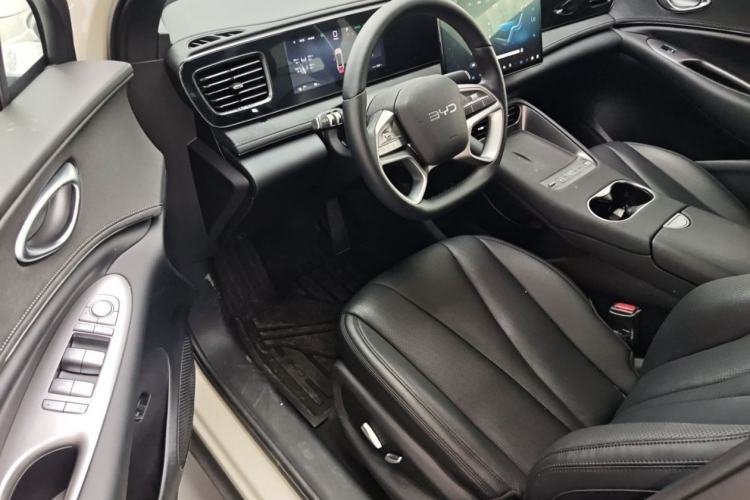 Used BYD Sealion 06 New Energy 2025 Model EV 520 Navigation Edition Interior 2