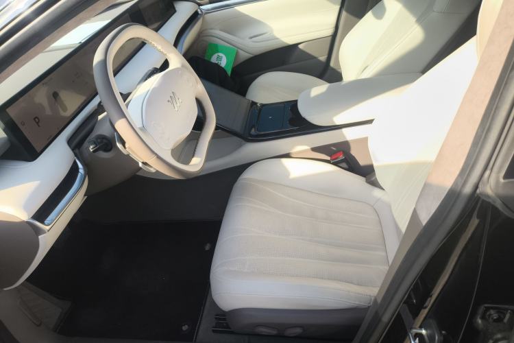 Used IM L7 2022 Dynamic Model