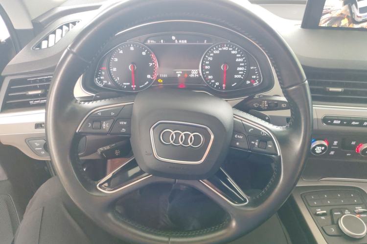 Used Audi Q7 2015 35 TFSI Ambition Edition

