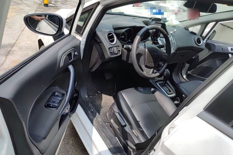 Used Ford Fiesta 2013 Hatchback 1.5L Automatic Fashion Edition