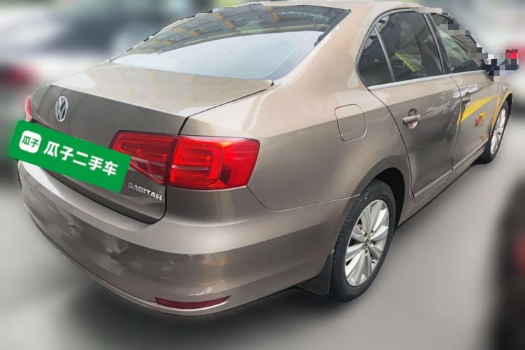 Used Volkswagen Sagitar 2015 1.6L Automatic Comfort Model Rear Right 45 Deg