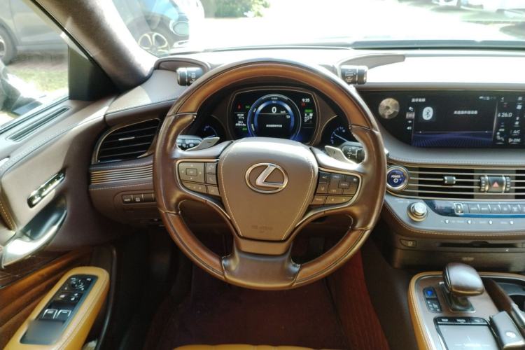 Used Lexus LS 2018 500h Executive Edition China V Standard
