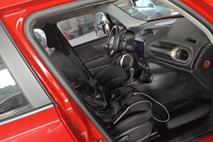 Used Jeep Renegade 2017 180T Automatic High-Energy Version