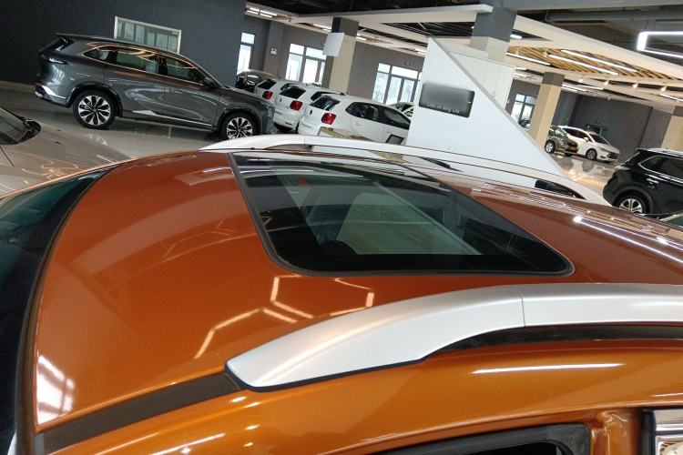 Used Luxgen U6 SUV 2015 1.8T Fashion Edition Roof