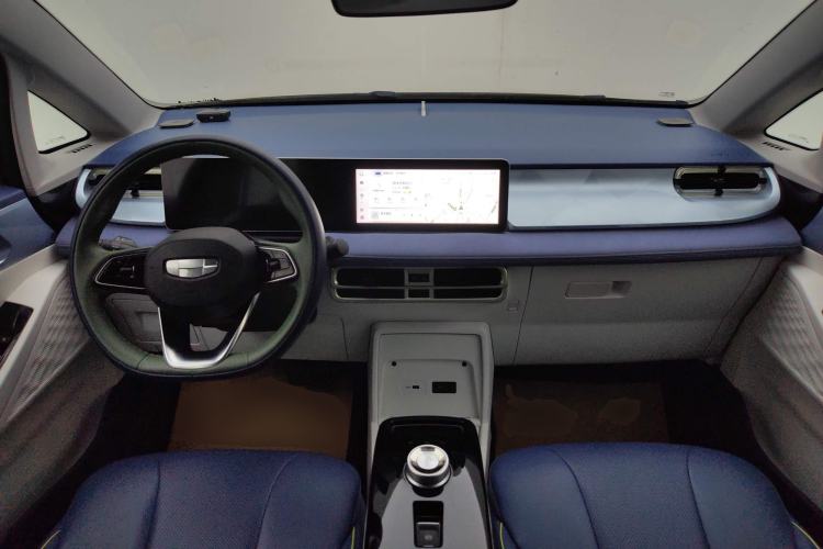 Used Geometry E Firefly 2022 401 km Linglong Tiger 4 Seats
