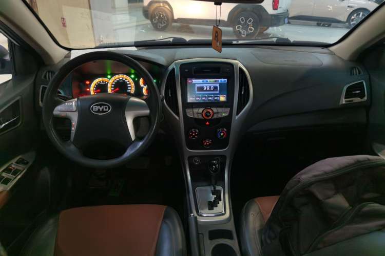 Used BYD F3 2015 Energy-Saving Edition 1.5L Automatic Prestige Model