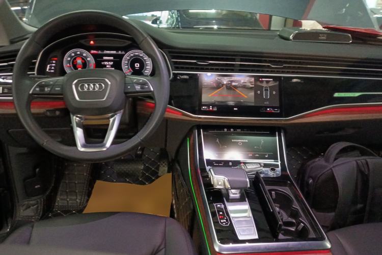 Used Audi Q7 2021 45 TFSI quattro S line Sport model