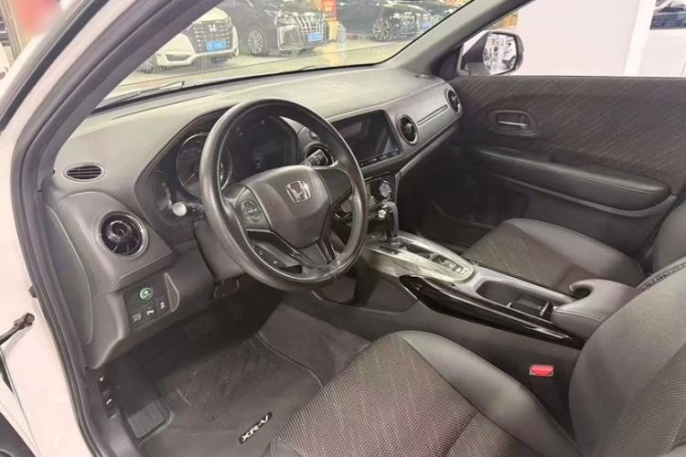 Used Honda XR-V 2015 1.8L EXi CVT Comfort Version Interior 2