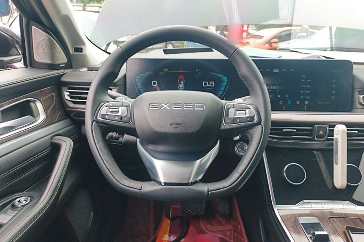 Used EXEED Lanyue 2021 400T Four-Wheel Drive Starlight Pro Edition 7 Seats Steering Wheel