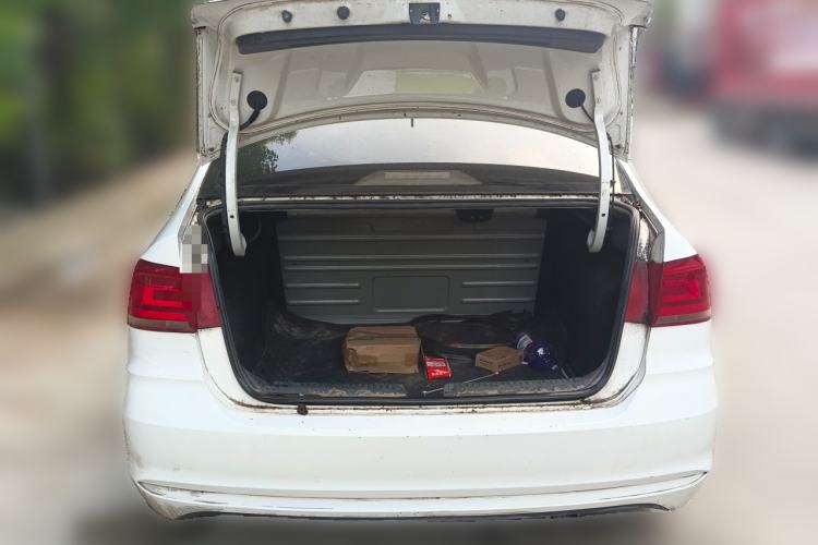 Used Volkswagen Santana 2016 1.4L Manual Fashion Edition
