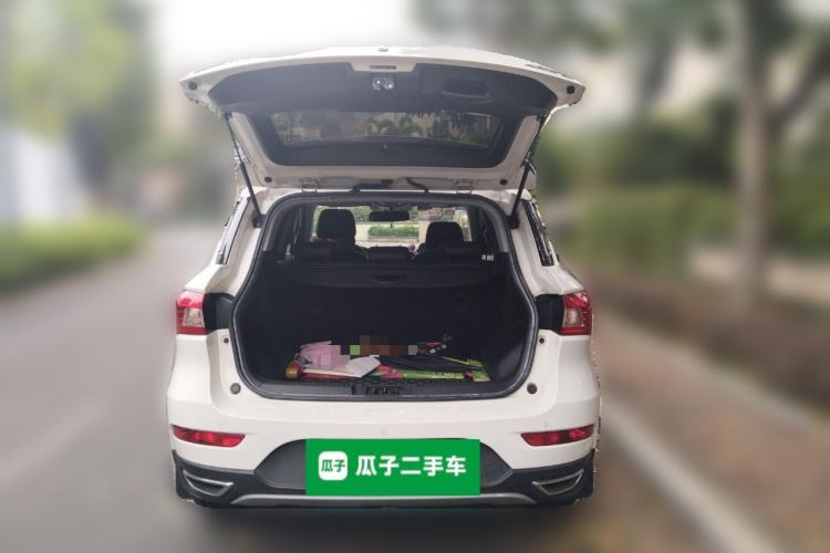 Used GAC Trumpchi GS4 2017 235T Automatic Two-Wheel Drive Luxury Smart Connectivity Version Trunk