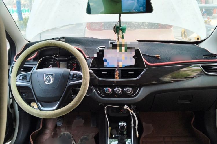 Used Baojun 310 2016 1.2L Manual Luxury Model
