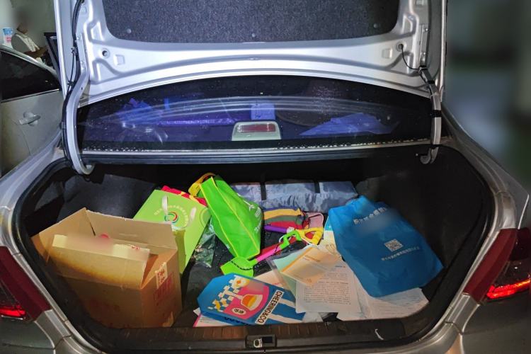 Used Toyota Corolla EX 2011 1.6L Automatic Luxury Edition Trunk