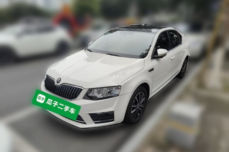 Used Skoda Octavia 2016 1.6L Automatic Front-Wheel Drive Model