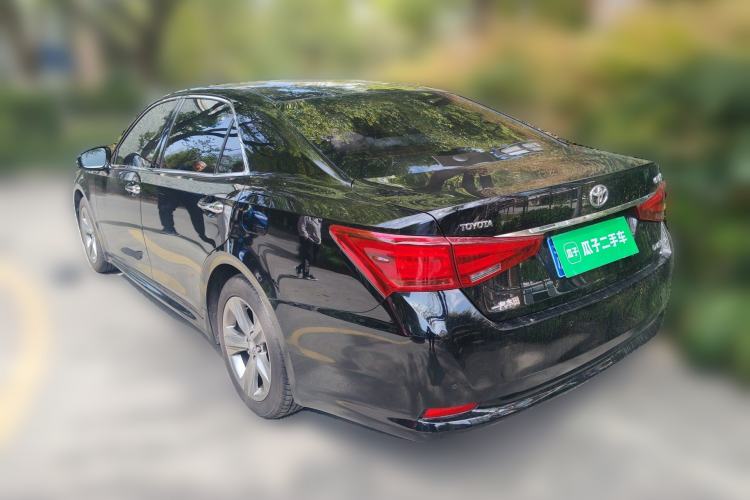 Used Toyota Crown 2015 2.0T Fashion Edition Rear Left 45 Deg