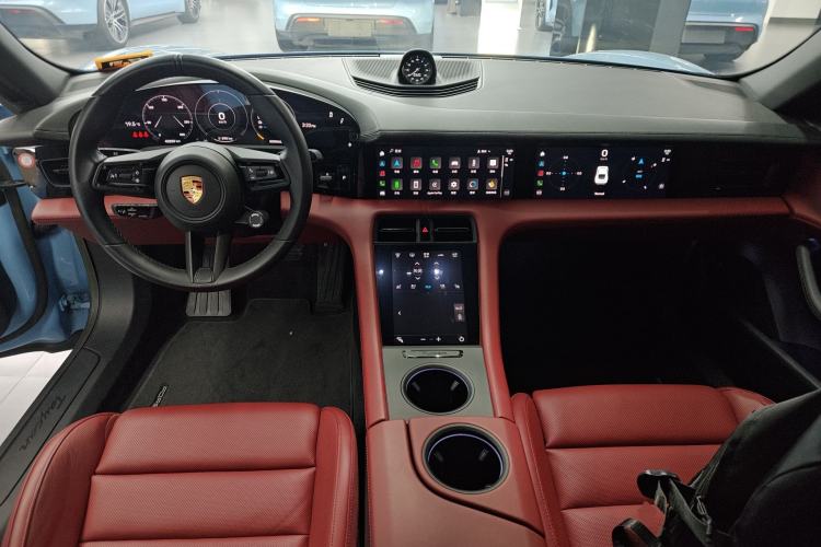 Used Porsche Taycan 2022-Year Updated Taycan
