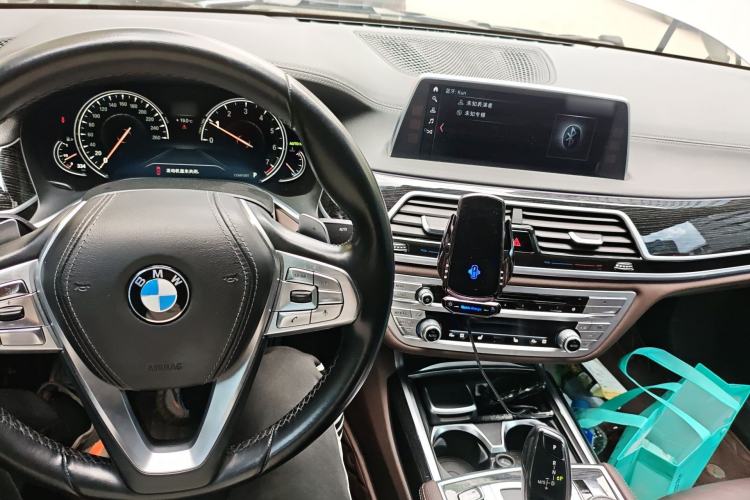 Used BMW 7 Series 2017 730Li Leading Model
