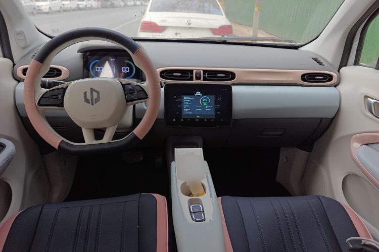 Used Leapmotor T03 2025 310 Comfort Edition Center Console