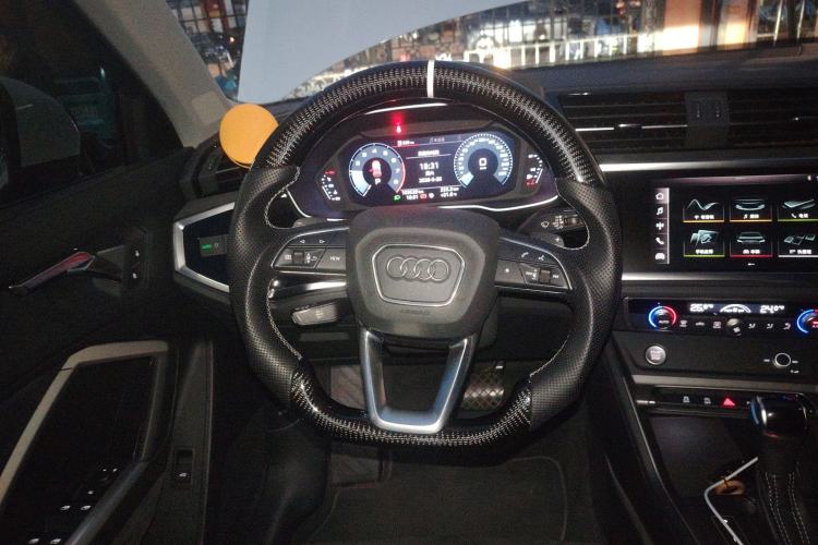 Used Audi Q3 2020 35 TFSI Fashion Dynamic Model