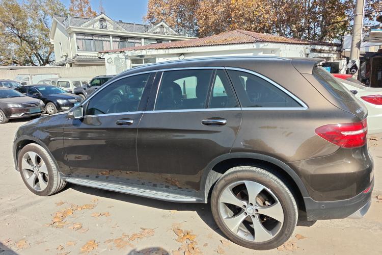 Used Mercedes-Benz GLC 2016 GLC 300 4MATIC Luxury Model