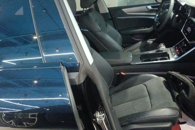 Used Audi A7L 2024 45TFSI S-line Dream-Building Edition Flow Crystal Package