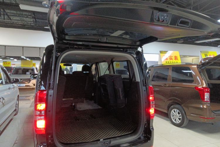 Used JAC Refine M3 2022 PLUS 1.5T 7-Seater Standard Model
