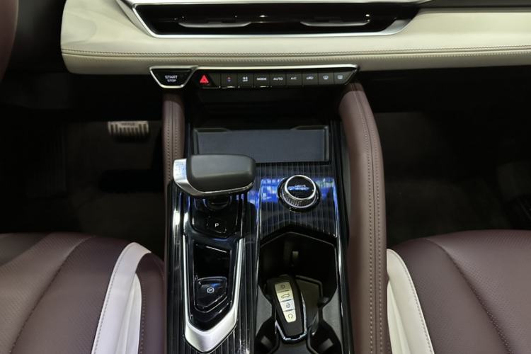 Used Geely Auto Monjaro L 2021 2.0TD DCT EVO Two-Wheel Drive Smart Luxury Version
