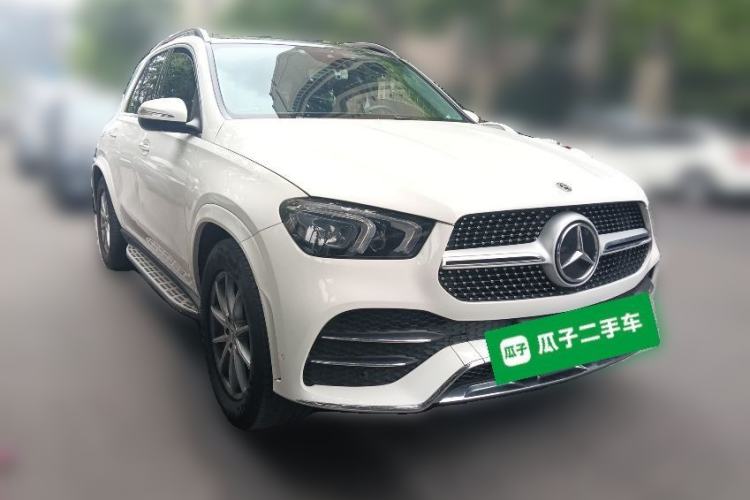 Used Mercedes-Benz GLE 2020 Restyled GLE 350 4MATIC Fashion Edition Front Right 45 Deg