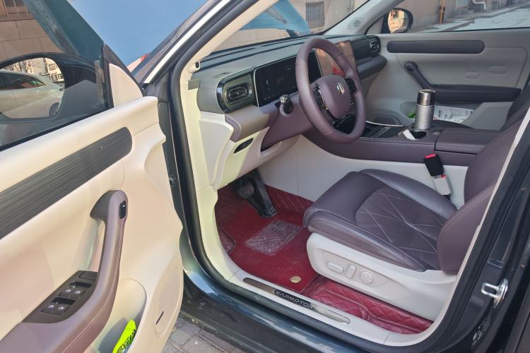 Used Leapmotor C11 2024 All-Electric 580 Luxury Edition
