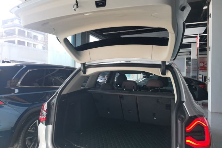 Used BMW X3 2022 xDrive25i M Sport Package Trunk