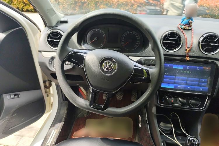Used Volkswagen Jetta 2017 1.5L Manual Comfort Model Steering Wheel