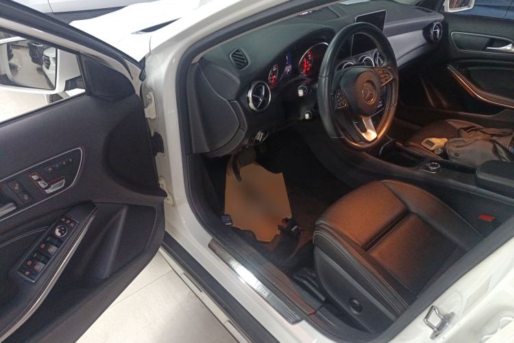 Used Mercedes-Benz GLA 2018 GLA 200 Fashion Model
