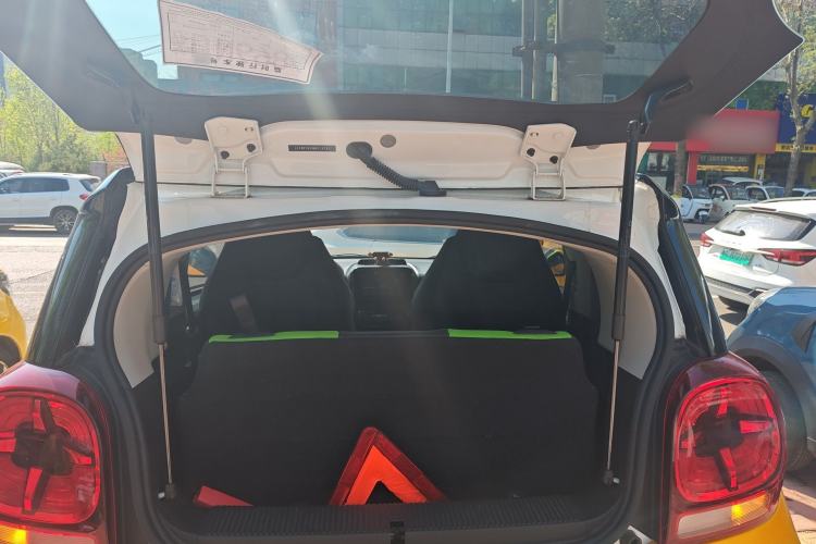 Used Roewe Clever 2021 302 km New Four-Seater Super-Efficient Version
