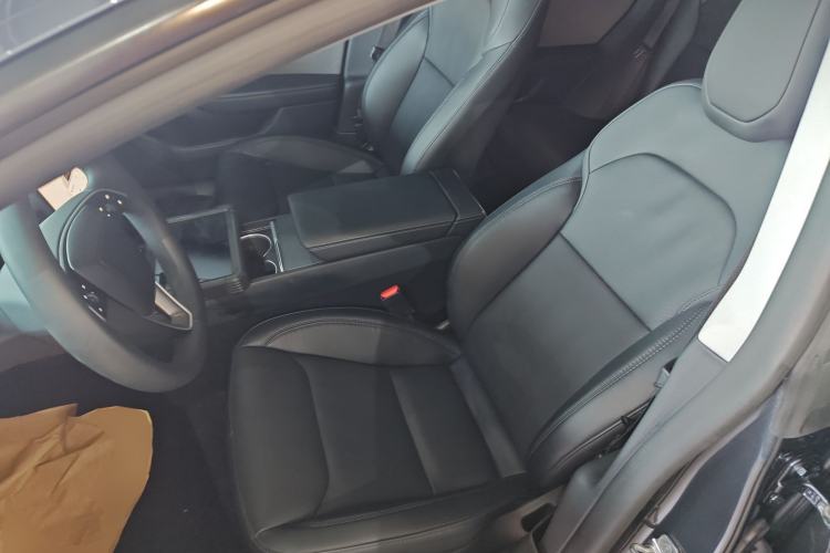 Used Tesla Model 3 2023 Rear-Wheel-Drive Version Left Front Seat