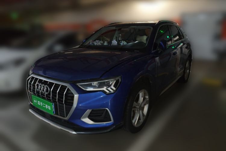 Used Audi Q3 2019 40 TFSI Fashionable and Elegant Model