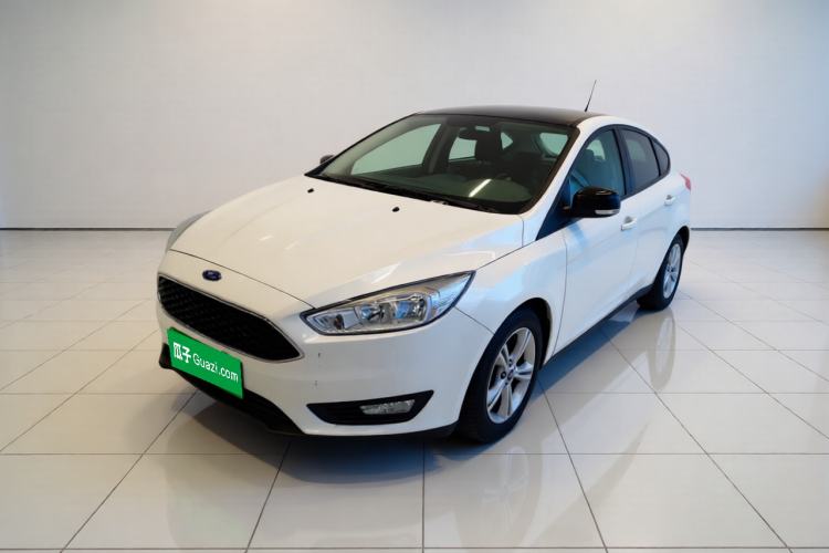 Used Ford Focus 2015 Hatchback 1.6L Automatic Comfort Model Guazi used car, China used car export, Used car for sale, Used  cars, Cheapest cars for sale