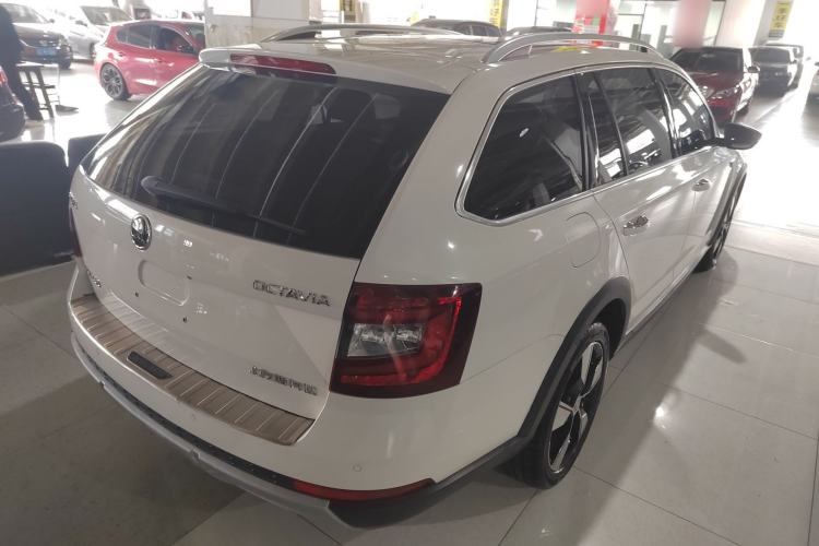 Used Skoda Octavia 2018 Station Wagon TSI280 DSG Luxury Edition Rear Right 45 Deg