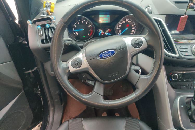 Used Ford Kuga 2013 1.6L GTDi Two-Wheel-Drive Trend Model