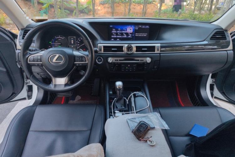 Used Lexus GS 2016 300h Premier Edition
