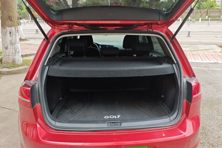 Used Volkswagen Golf 2017 230TSI Automatic Comfort Edition – Celebrating Milestone of One Million Units
