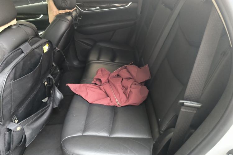 Used Cadillac XT5 2018 25T Luxury Model Left Rear Seat