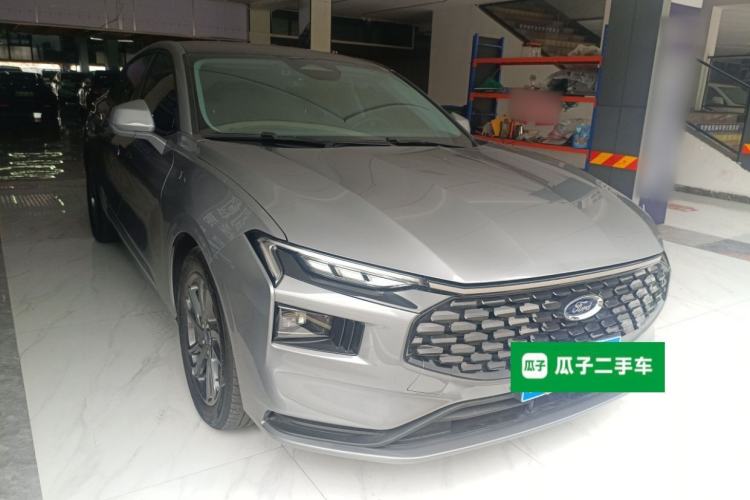 Used Ford Mondeo 2025 2.0T EcoBoost Luxury Version Front Right 45 Deg