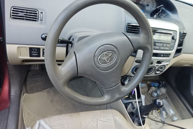 Used Toyota Vios 2006 1.3L GL Special Edition MT VVT-i Steering Wheel