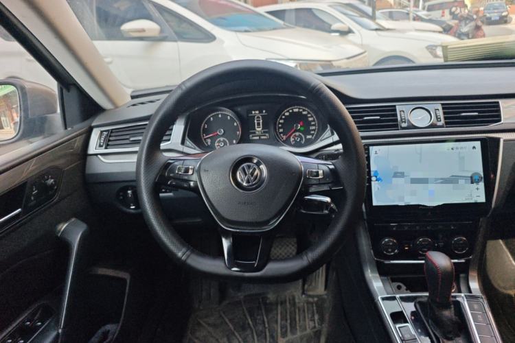 Used Volkswagen Passat 2016 330TSI DSG Luxury Edition Steering Wheel
